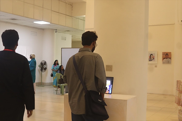 Artist presentation